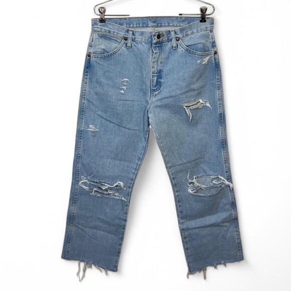 Men’s Wrangler Blue Jeans Distressed Straight Leg Frayed Western - Picture 1 of 5